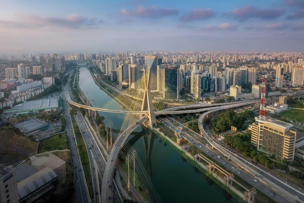 prédios e avenidas do Brooklin, um dos bairros nobres de SP